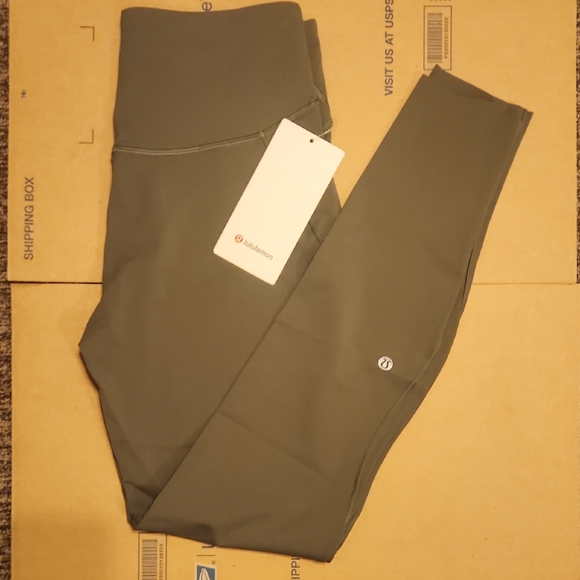 lululemon athletica Pants - lululemon athletica Leggings